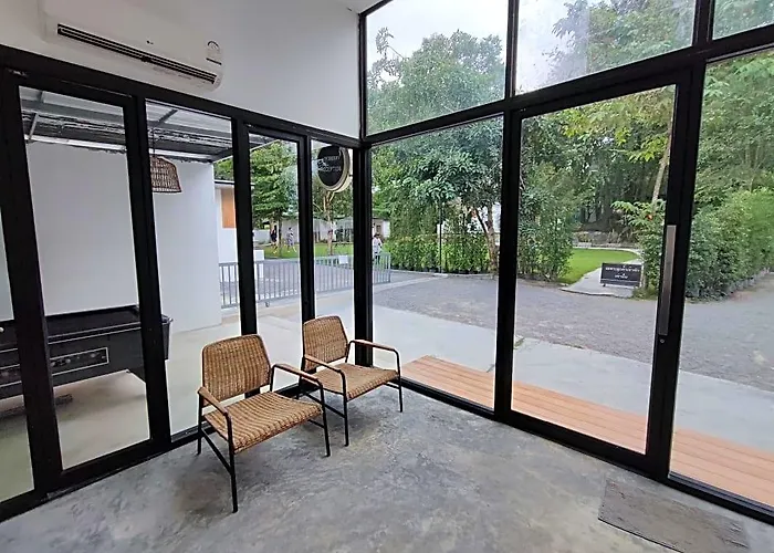 Loft Berry โรงแรม Ratchaburi